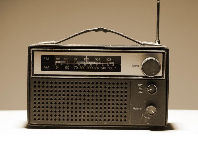 old radio picture